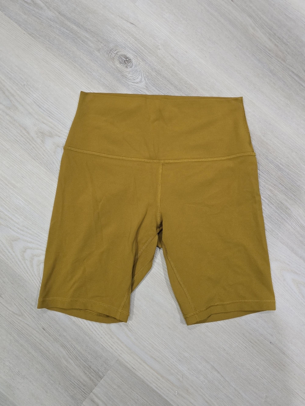 lululemon athletica Mustard Yellow Bike Shorts women size 8